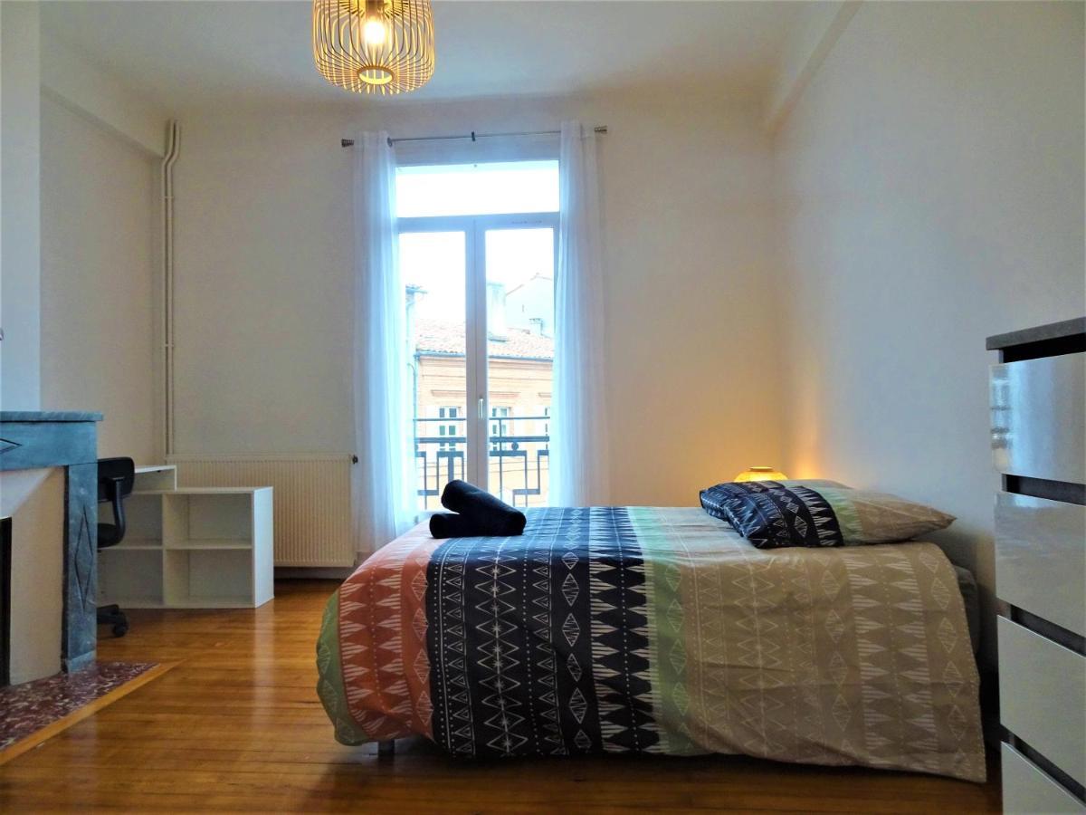 Chambre Privee Et Spacieuse Au Sein D'Un Logement Partage - Central, Quartier Villebourbon - 3 Chambres Doubles - 2 Balcons - Places De Stationnements Gratuites - 5 Min A Pied Gare Et Hypercentre Montauban Eksteriør bilde