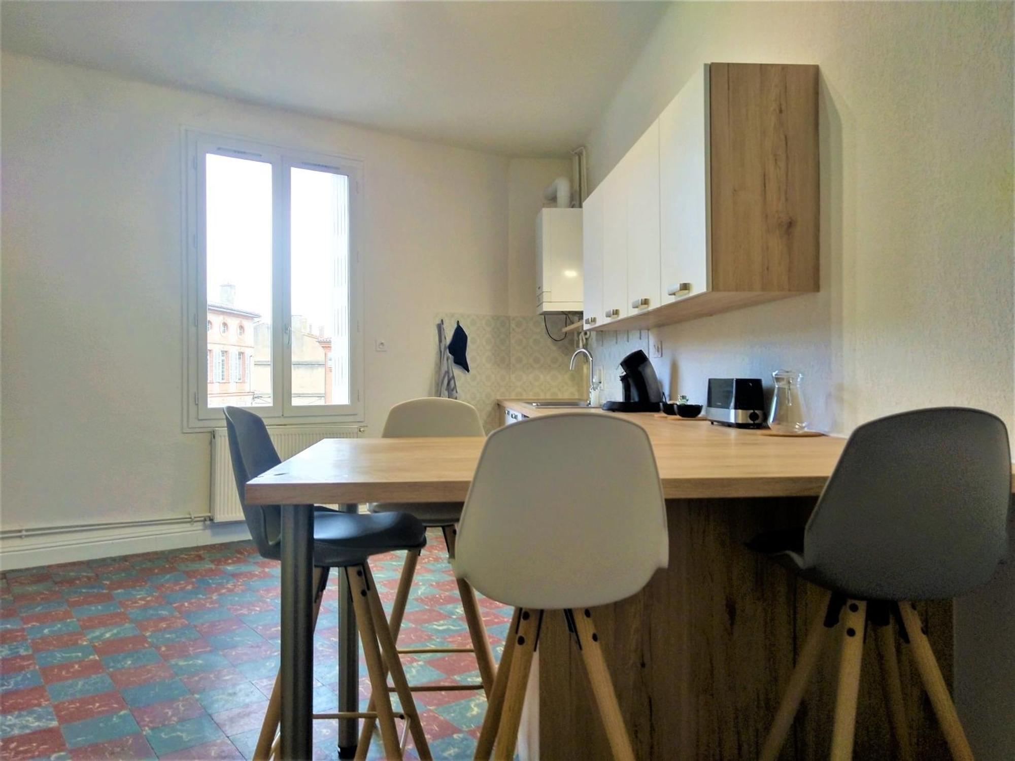 Chambre Privee Et Spacieuse Au Sein D'Un Logement Partage - Central, Quartier Villebourbon - 3 Chambres Doubles - 2 Balcons - Places De Stationnements Gratuites - 5 Min A Pied Gare Et Hypercentre Montauban Eksteriør bilde